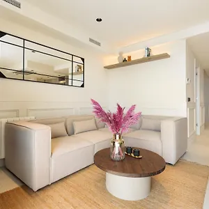  Apartment Group Ocean