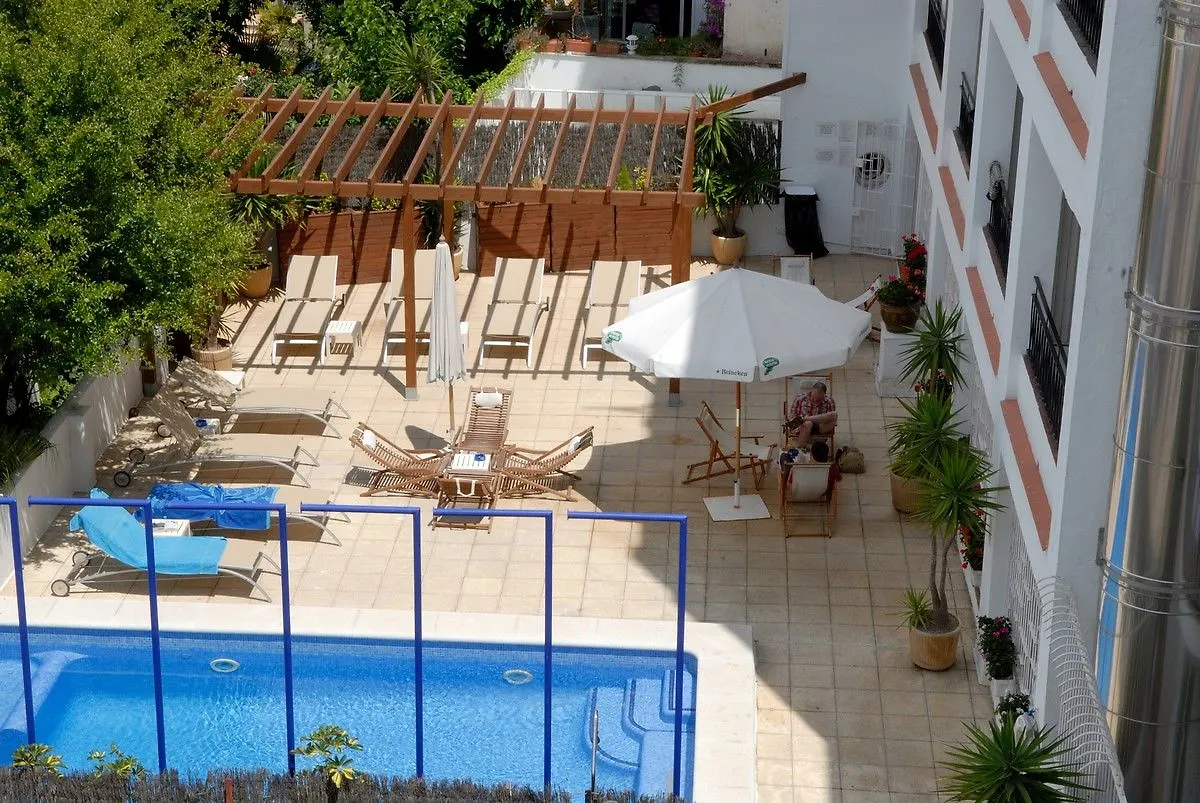 Platjador Hotel Sitges 3*,